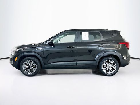 Used 2026 Kia Seltos LX AWD/4WD image 4