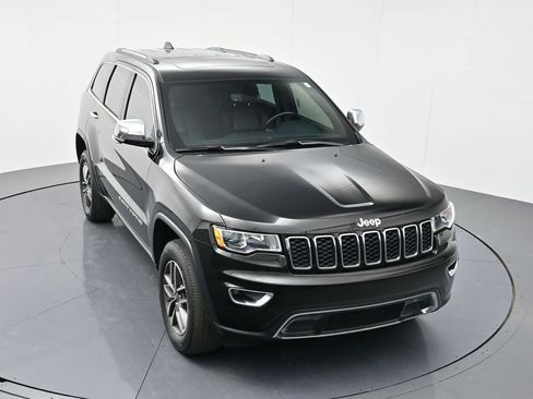 Used 2022 Jeep Grand Cherokee Limited image 39