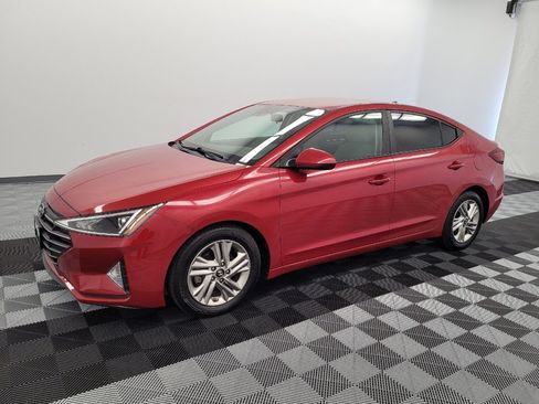 Used 2019 Hyundai Elantra SEL image 2