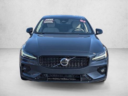 Used 2023 Volvo S60 B5 Core w/ Climate Package image 2