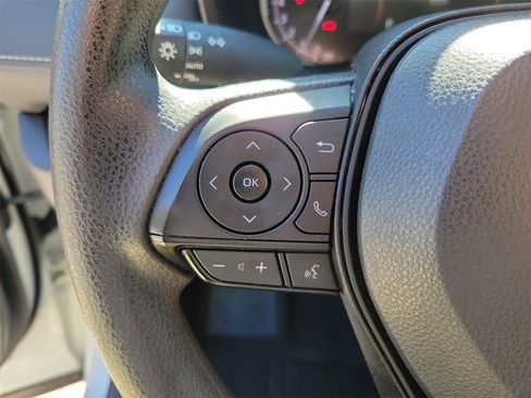 Used 2024 Toyota RAV4 XLE image 19