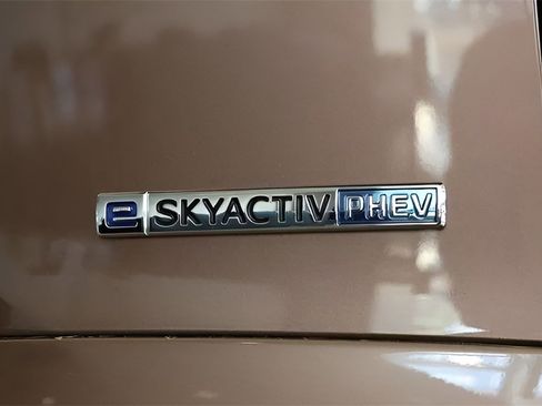 New 2025 MAZDA CX-70 Plug-In Hybrid w/ Premium Pkg image 10