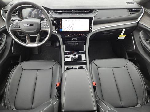 New 2026 Jeep Grand Cherokee L Limited w/ Limited Altitude Package AWD/4WD image 2