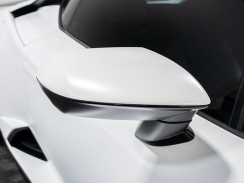 Used 2024 Lamborghini Huracan Tecnica RWD image 15