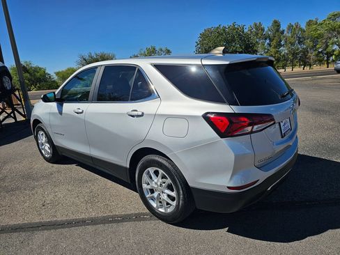 Certified 2022 Chevrolet Equinox LT FWD image 3