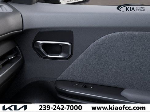 New 2025 Kia K4 EX image 25