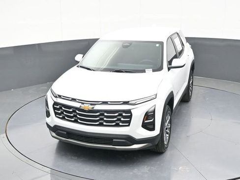 New 2026 Chevrolet Equinox LT FWD image 68