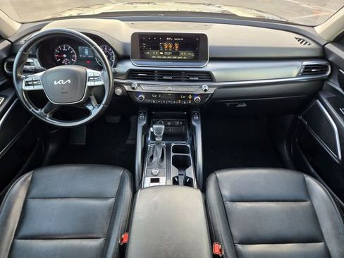 Used 2022 Kia Telluride S FWD image 13