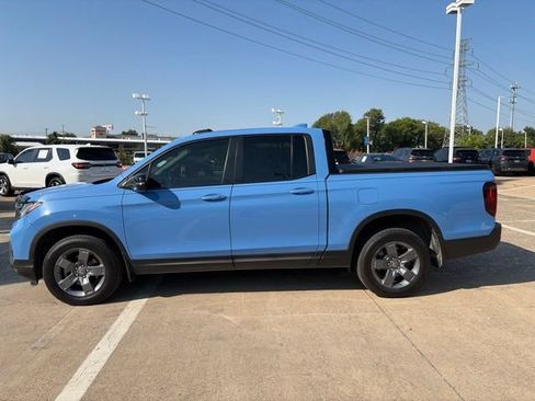 Used 2024 Honda Ridgeline TrailSport image 3