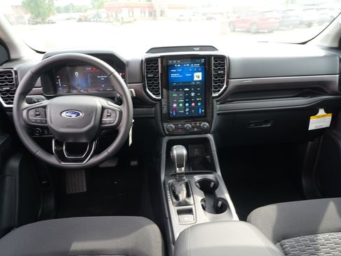 New 2025 Ford Ranger XLT w/ FX4 Off-Road Package AWD/4WD image 27