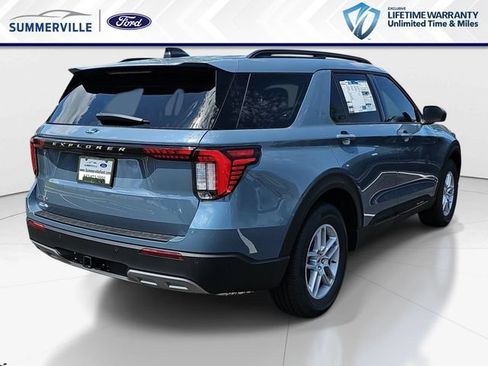 New 2026 Ford Explorer Active w/ Active Comfort Package RWD image 3