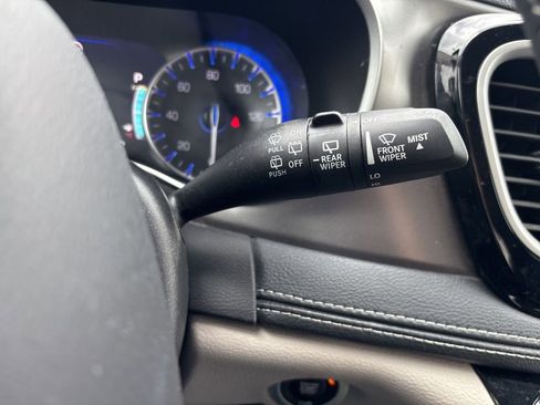 Used 2024 Chrysler Pacifica Touring-L w/ Road Tripper Package FWD image 58