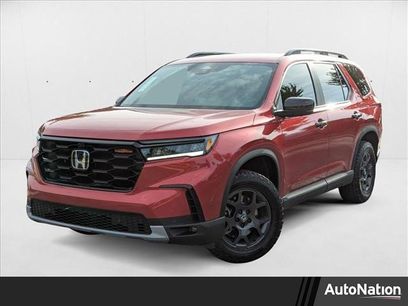 New 2025 Honda Pilot TrailSport