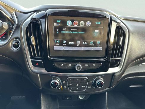 Used 2019 Chevrolet Traverse LT AWD/4WD image 32