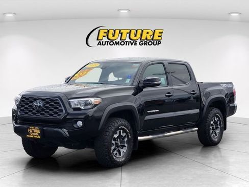 Certified 2023 Toyota Tacoma TRD Off-Road image 10