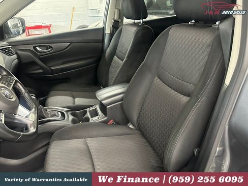 Used 2019 Nissan Rogue SV AWD/4WD image 21