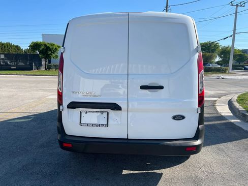 Used 2019 Ford Transit Connect XL image 8