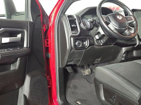 Used 2024 RAM 2500 Big Horn w/ Sport Appearance Package image 20