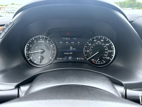 Used 2021 Nissan Armada SL w/ Captain's Chairs Package AWD/4WD image 14