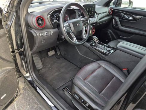 Used 2023 Chevrolet Blazer RS w/ Enhanced Convenience Package FWD image 12