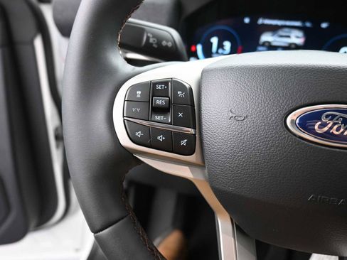 New 2026 Ford Explorer Active image 28