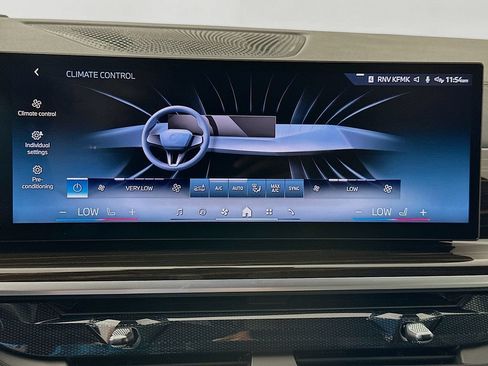 Used 2026 BMW X5 sDrive40i RWD image 16