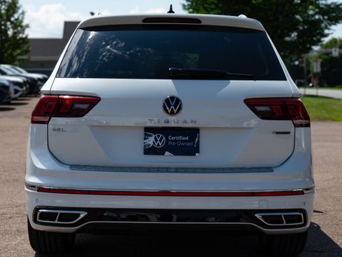 Certified 2024 Volkswagen Tiguan SEL R-Line AWD/4WD image 5