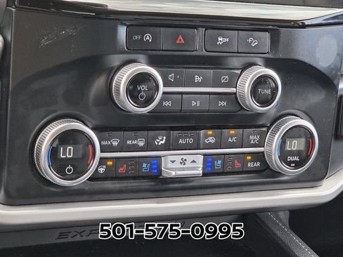 Used 2024 Ford Expedition XLT AWD/4WD image 25
