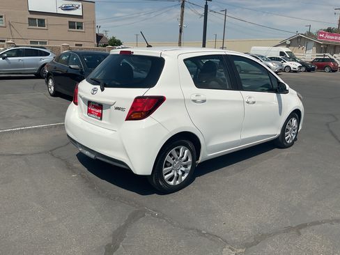 Used 2016 Toyota Yaris L FWD image 8
