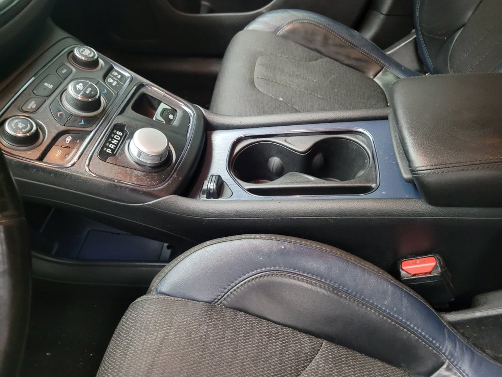 Used 2015 Chrysler 200 S w/ Comfort Group FWD image 26