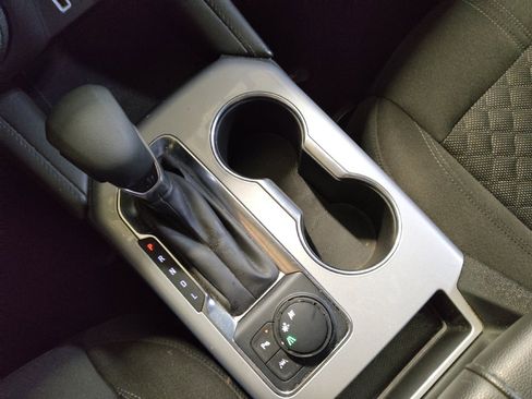 Used 2022 Chevrolet Blazer LT FWD image 26