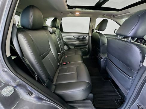 Used 2019 Nissan Rogue SL AWD/4WD image 43