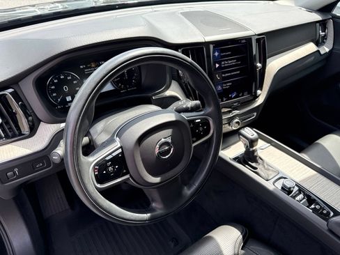 Used 2021 Volvo XC60 T5 Inscription w/ Climate Package AWD/4WD image 24