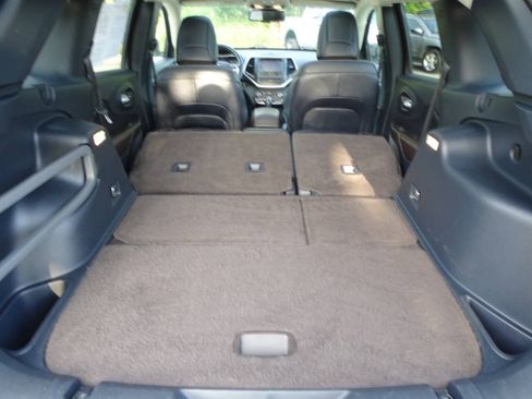 Used 2015 Jeep Cherokee 4WD Limited w/ Luxury Group w/ Luxury Group image 38