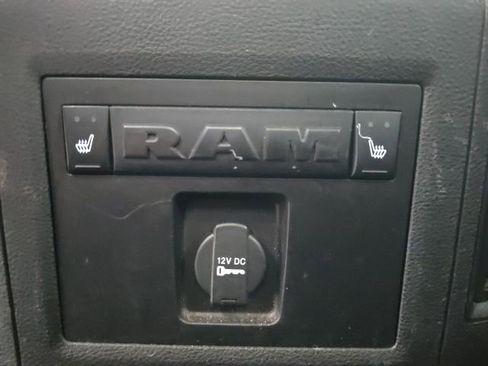 Used 2015 RAM 1500 Limited image 42