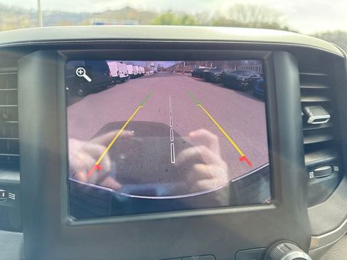 Used 2021 RAM 2500 Tradesman w/ Chrome Appearance Group image 23