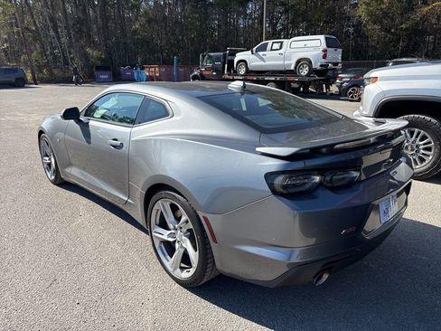 Used 2021 Chevrolet Camaro SS image 4