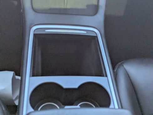 Used 2023 Tesla Model 3 Performance image 23