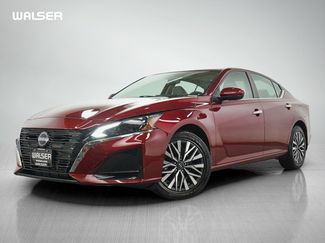 Used 2023 Nissan Altima 2.5 SV w/ SV Premium Package AWD/4WD video 1