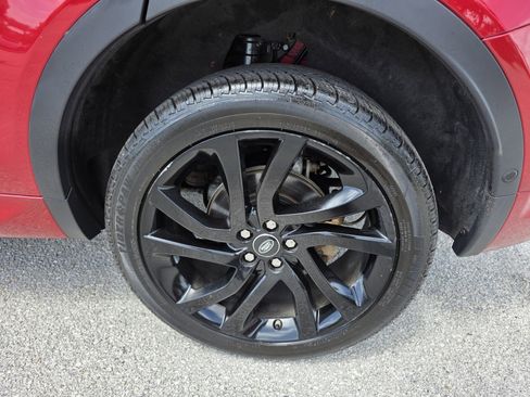 Used 2017 Land Rover Discovery Sport HSE Luxury image 9