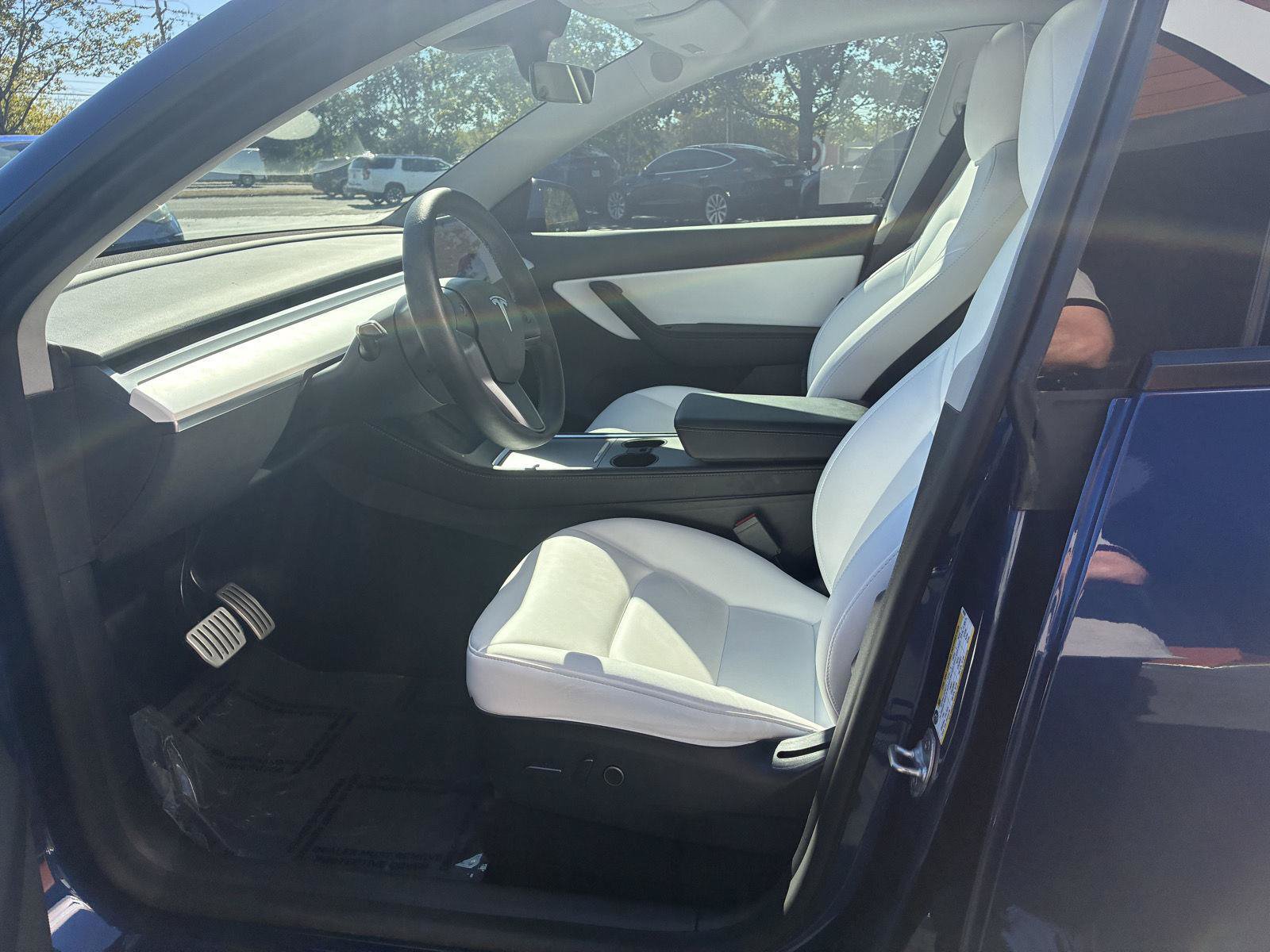 Used 2022 Tesla Model Y Performance AWD/4WD image 20