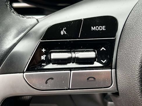 Used 2023 Hyundai Elantra SEL w/ Convenience Package FWD image 19