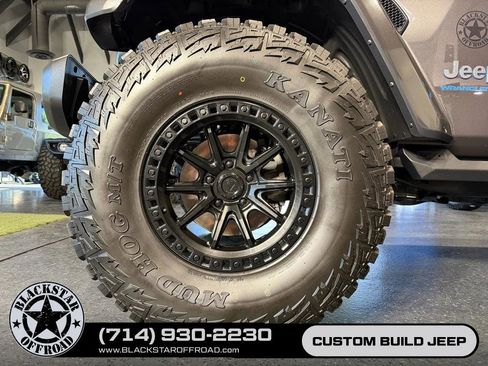 Used 2024 Jeep Wrangler Unlimited AWD/4WD image 20