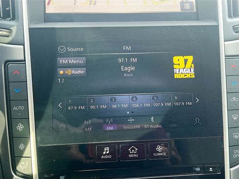 Used 2022 INFINITI Q60 3.0t Luxe w/ Essential Package image 15