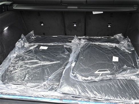 New 2026 BMW X5 xDrive50e w/ Climate Comfort Package image 15