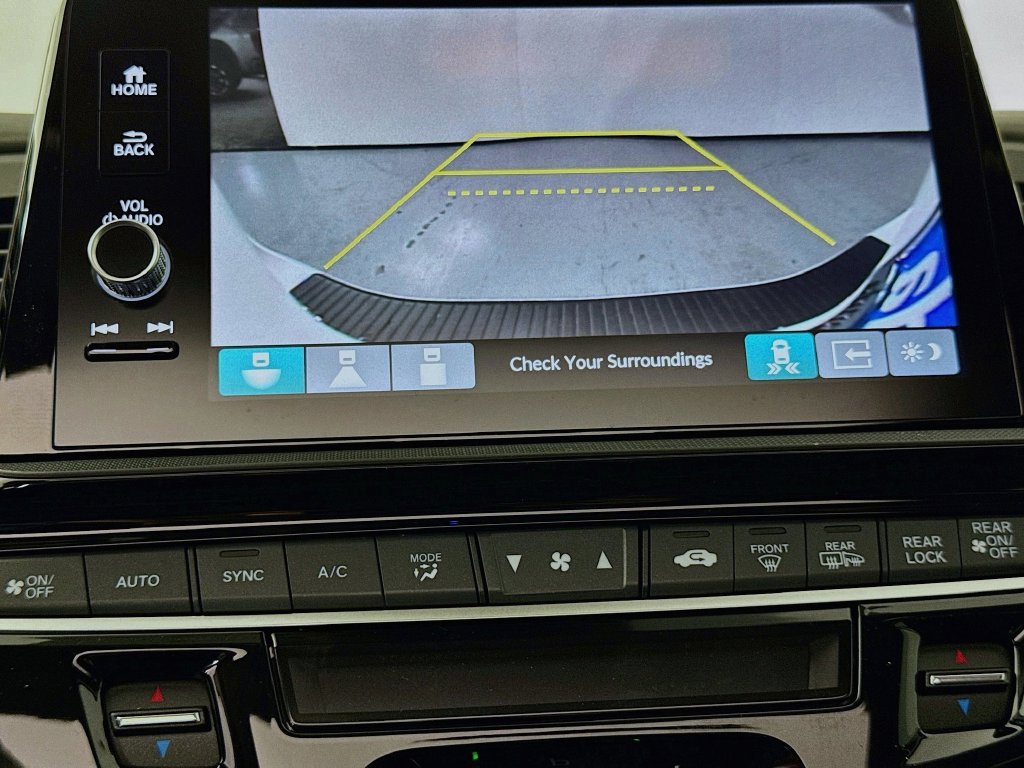 Used 2026 Honda Odyssey Touring image 23