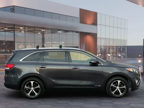 Used 2018 Kia Sorento EX w/ EX Advanced Touring Package AWD/4WD image 8