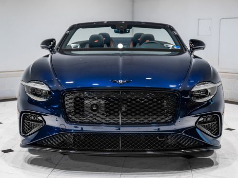 New 2026 Bentley Continental GTC AWD/4WD image 8
