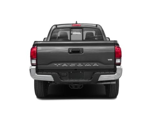 Used 2020 Toyota Tacoma SR5 w/ SR5 Appearance Package (SM) AWD/4WD image 5