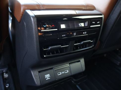 Used 2024 Acura MDX SH-AWD w/ Technology Package image 20